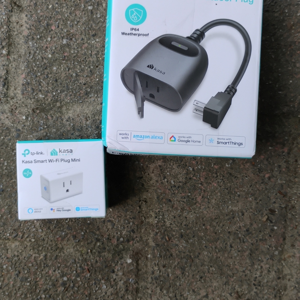 TP-Link Kasa Smart Wi-Fi Plug Gray